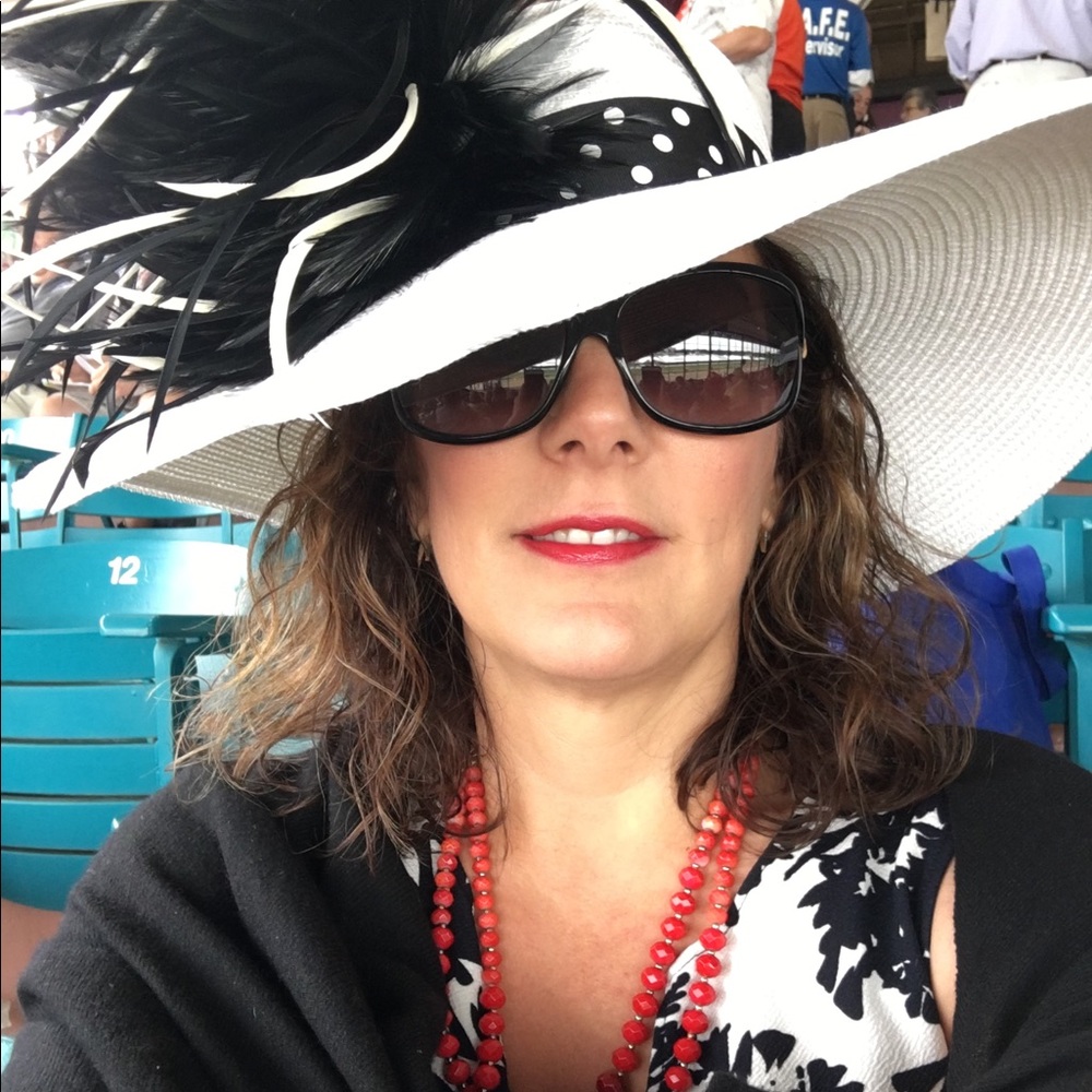 Meet your Posher, Jennifer